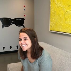 Meet your Posher, Rachel